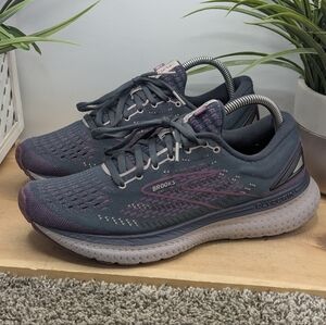 Brooks Glycerin 19 Women's Size 10 Running Walking Casual Gym Shoes